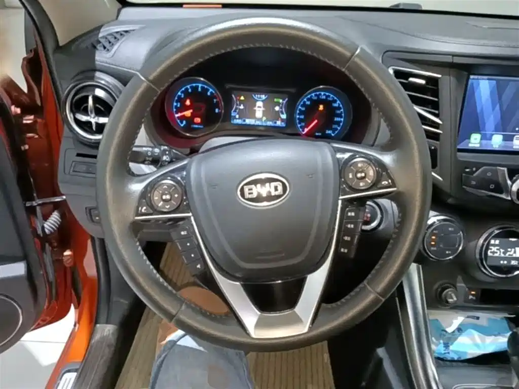BYD Song 2016 2.0TID Automatic Premium фото 11