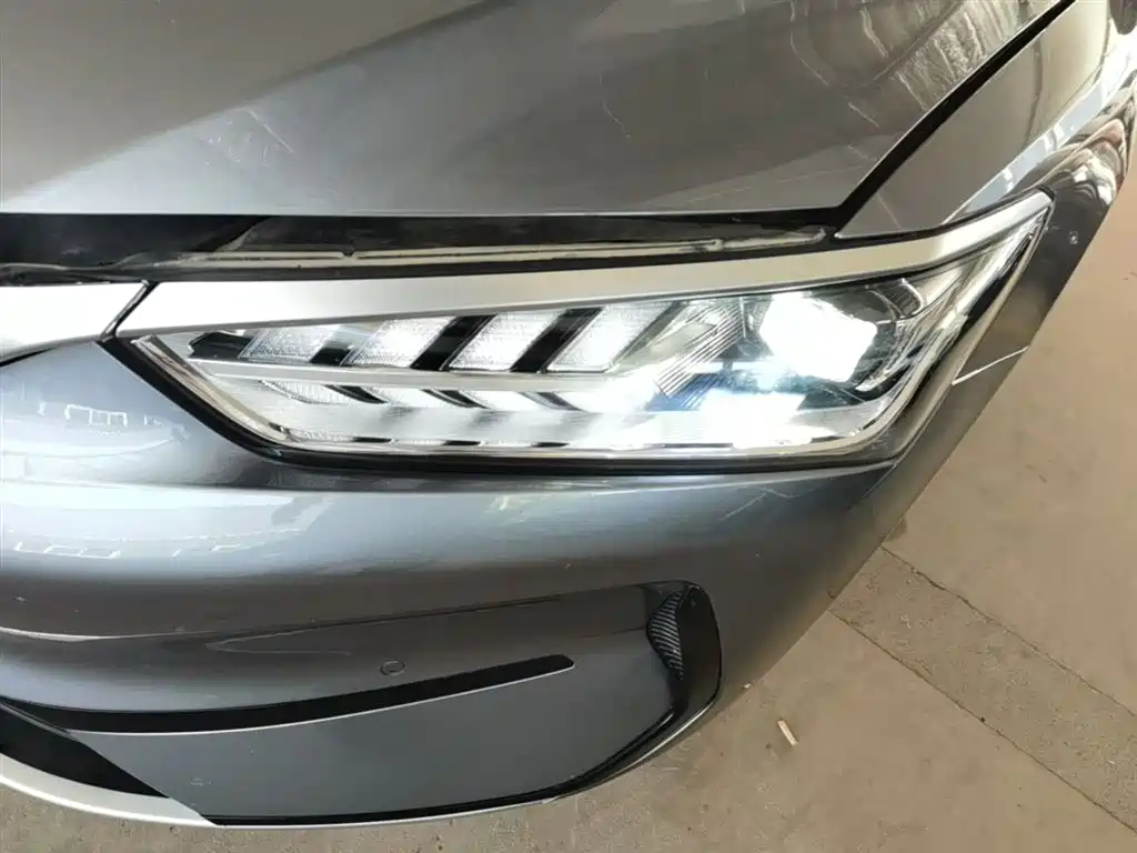 BYD Qin PLUS 2024 Glory Edition EV 420KM Surpass фото 24