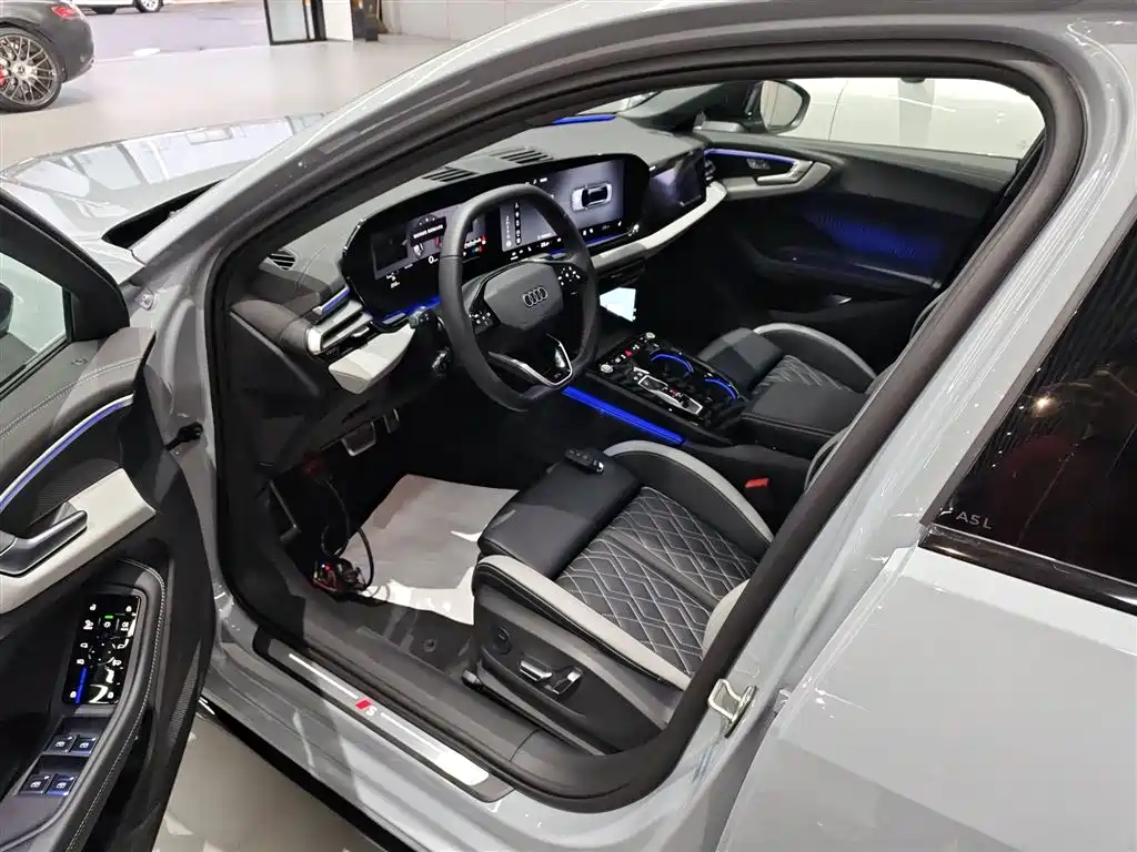 Audi A5L 2025 2.0T Sport Edition Plus фото 12
