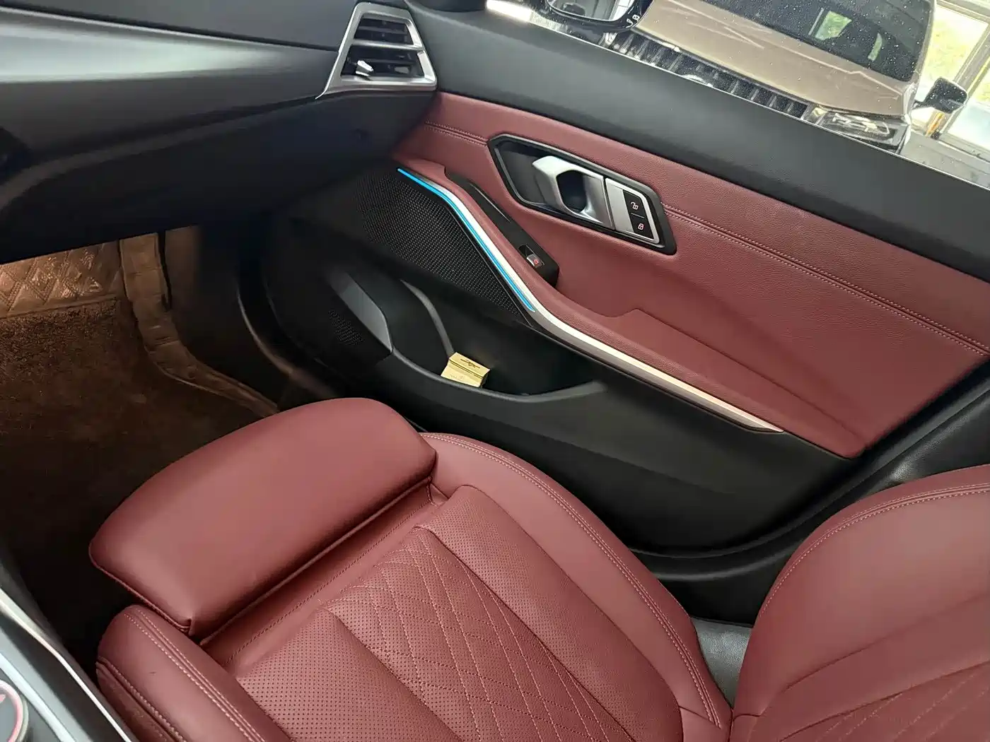 BMW i3 2025 eDrive 35 L фото 8