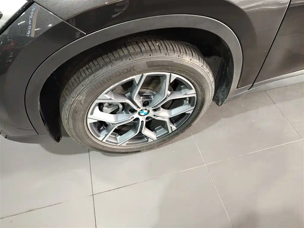 BMW X1 2021 sDrive25Li Leading фото 23