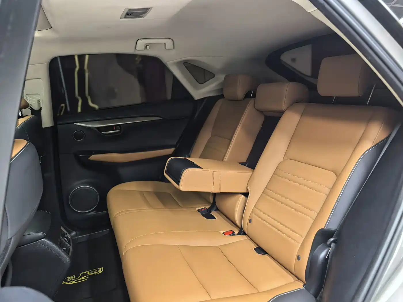Photo 33 - Lexus NX