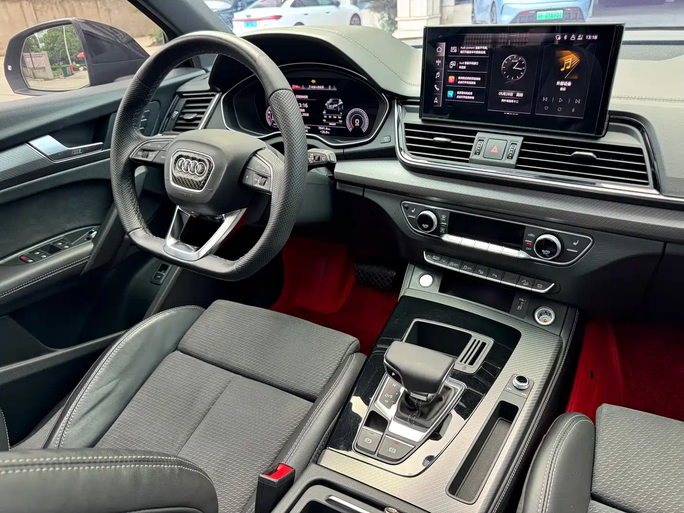 Audi Q5L Sportback 2022 45 TFSI Luxury фото 16
