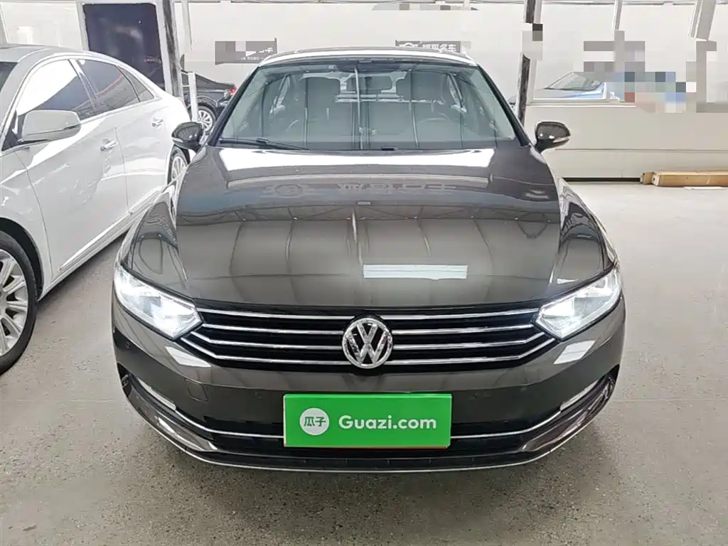Volkswagen Magotan 2018 330TSI DSG Leading фото 3