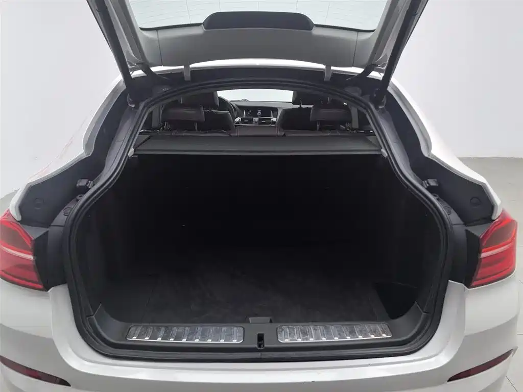 BMW X4 2014 xDrive20i X Design Package фото 16