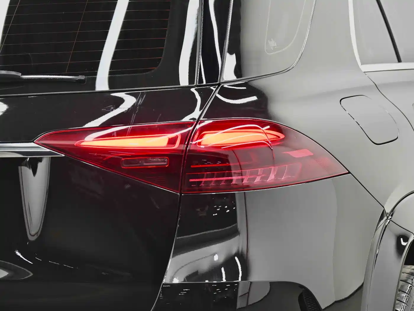 Mercedes-Benz GLE 2024 GLE 450 4MATIC Luxury фото 18