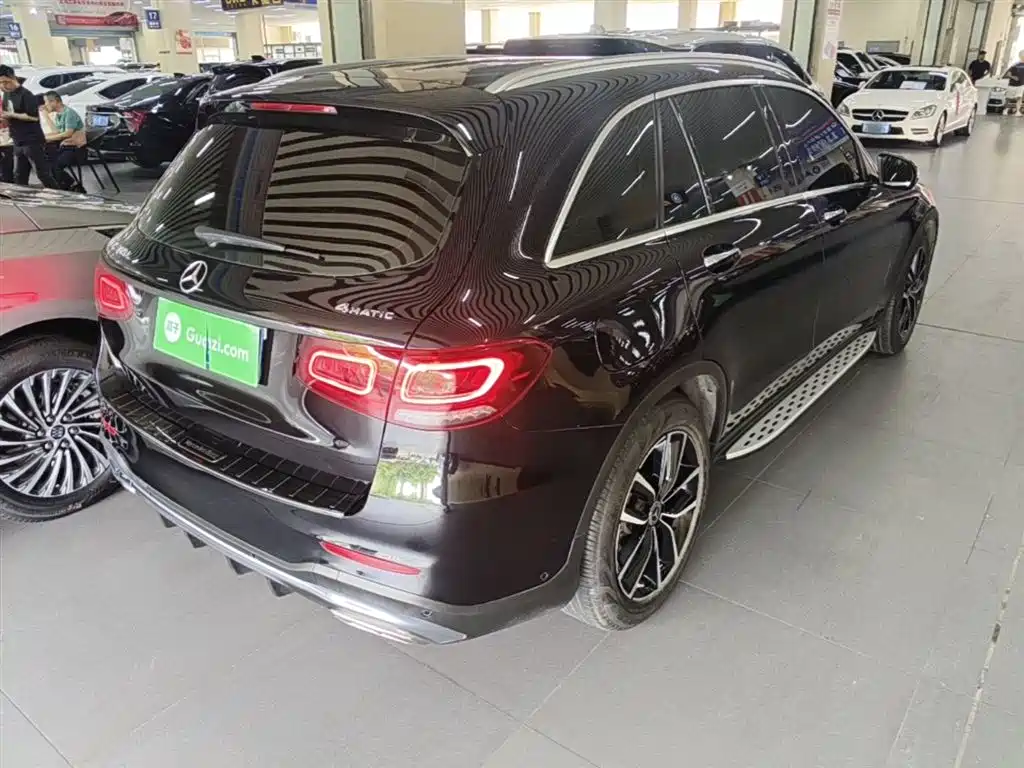 Mercedes-Benz GLC 2020 Facelift GLC 300 L 4MATIC Dynamic фото 7