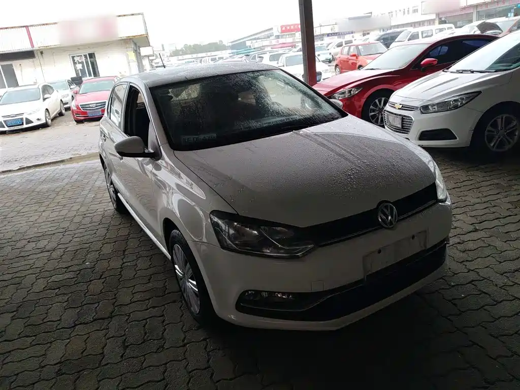 Volkswagen Polo 2016 1.6L Automatic Comfort фото 23