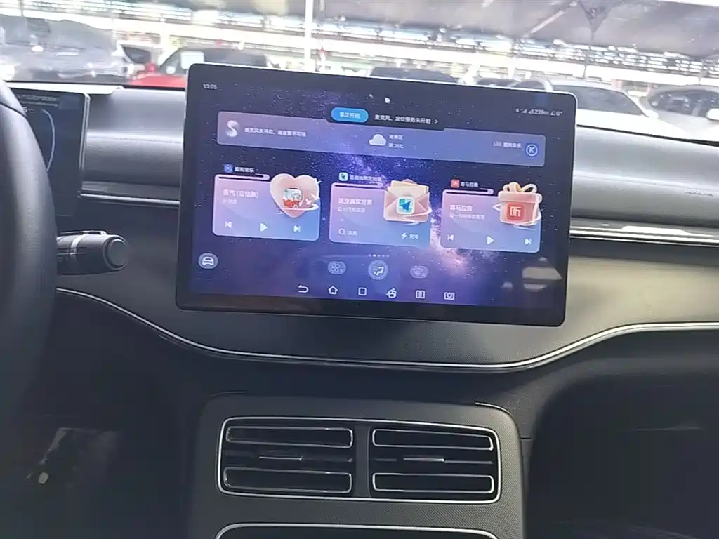 BYD Destroyer 05 2024 Glory Edition DM-i 55KM Luxury фото 13