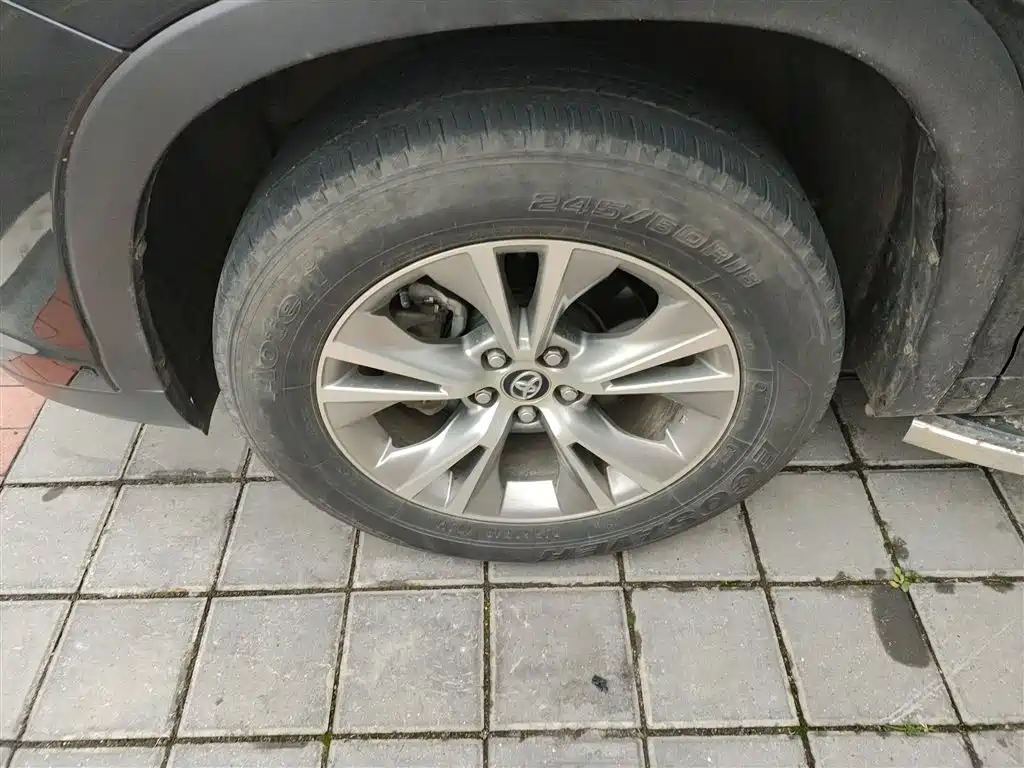 Toyota Highlander 2018 2.0T 2WD Elite 7-Seater China VI фото 24