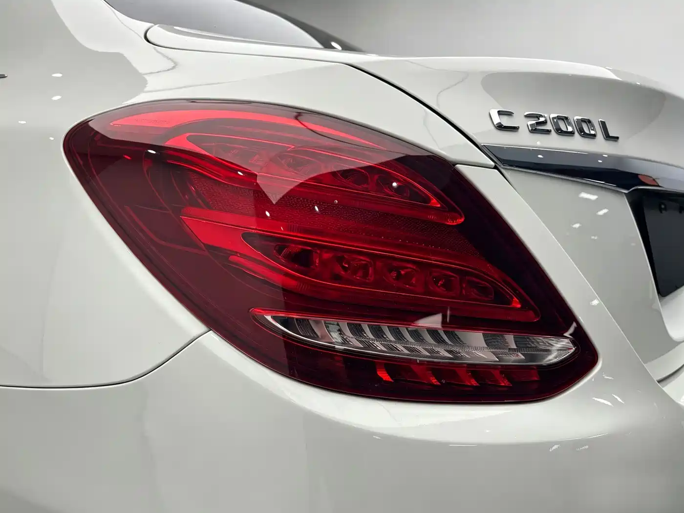 Mercedes-Benz C-Class 2016 C 200 L Sport фото 7