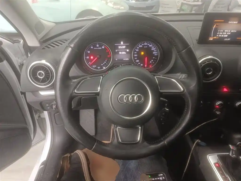 Audi A3 2016 Sportback 35 TFSI Progressive фото 11