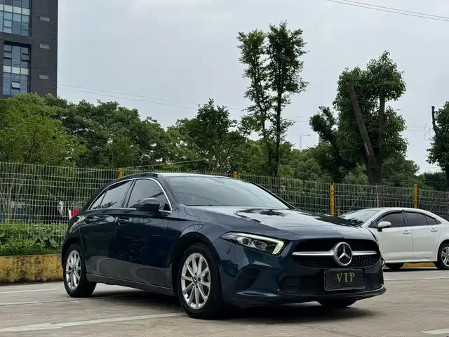 mercedes-benz class-a-(imported)
