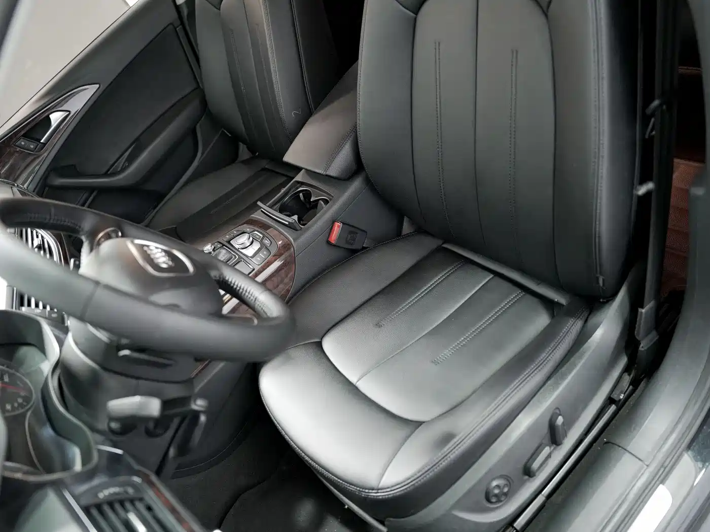 Audi A6L 2014 TFSI Standard фото 12