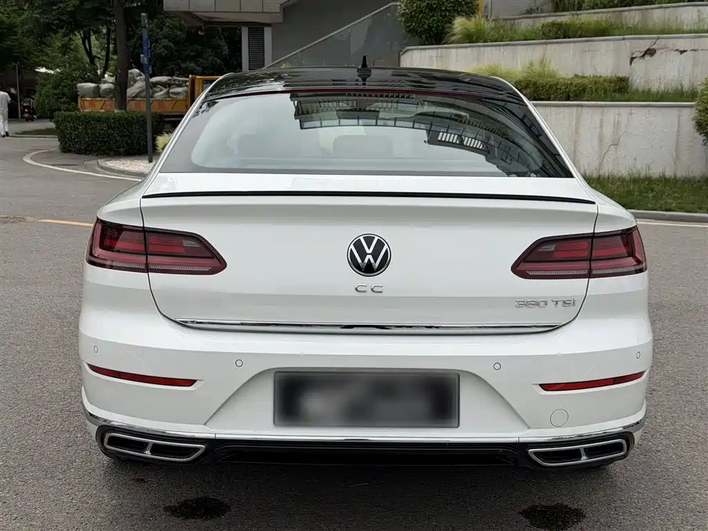 Volkswagen FAW-Volkswagen CC 2024 380TSI Eye-catching Edition фото 4