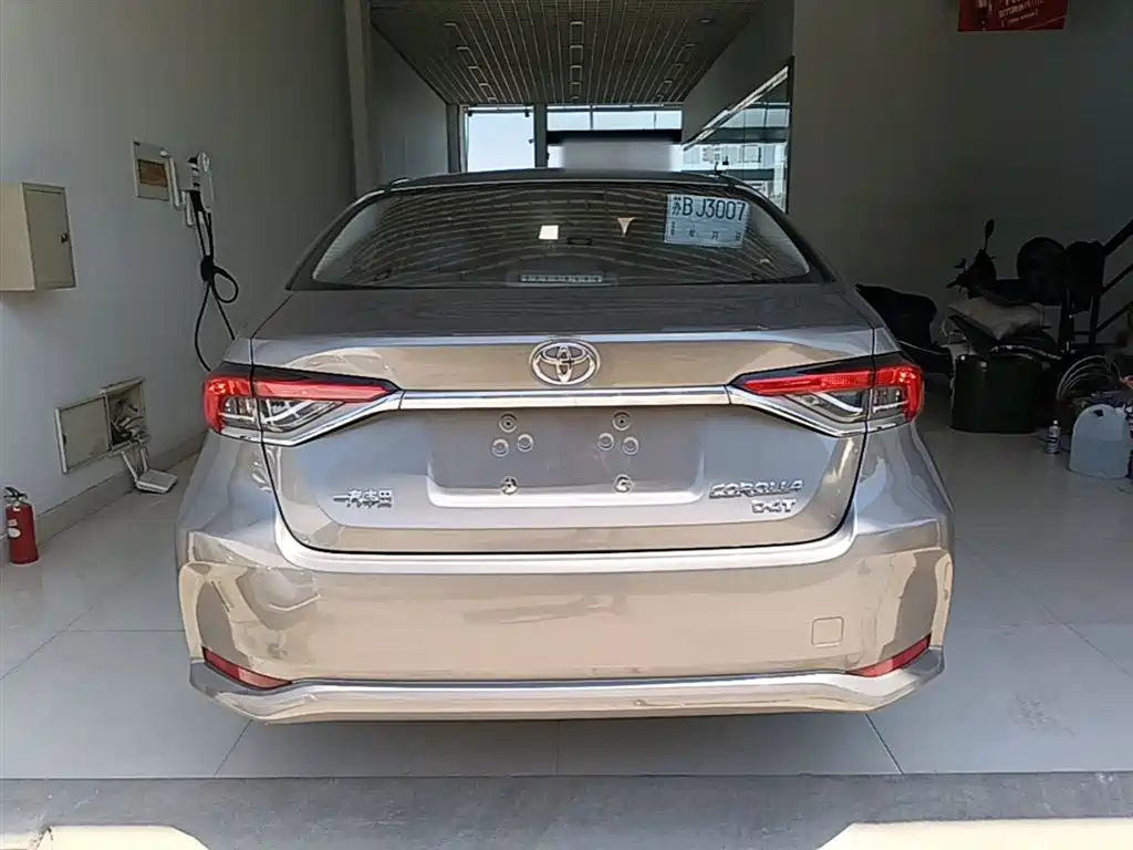 Toyota Corolla 2021 1.2T S-CVT Pioneer Edition фото 6