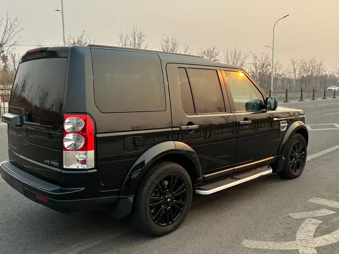 Land Rover Discovery 2011 5.0 V8 HSE фото 6
