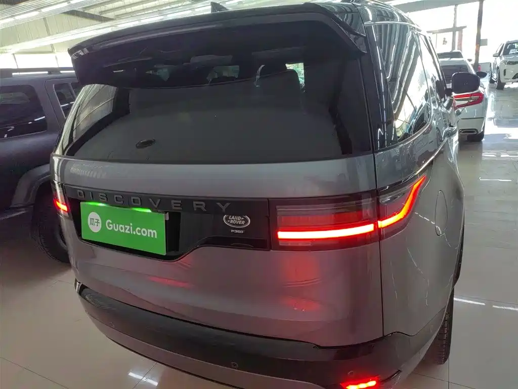 Land Rover Discovery 2023 Facelift 360PS R-Dynamic S фото 4