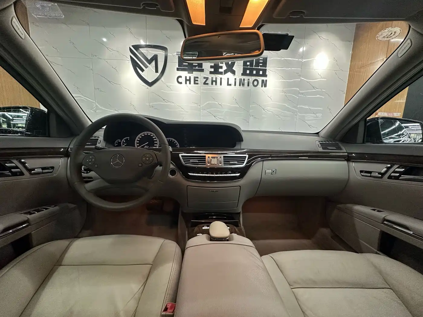 Mercedes-Benz S-Class 2010 S 300 L Premium фото 13
