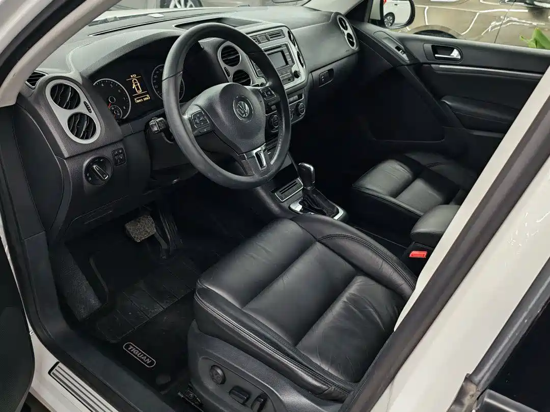 Volkswagen Tiguan 2015 1.8TSI Automatic 4WD Comfortline фото 6