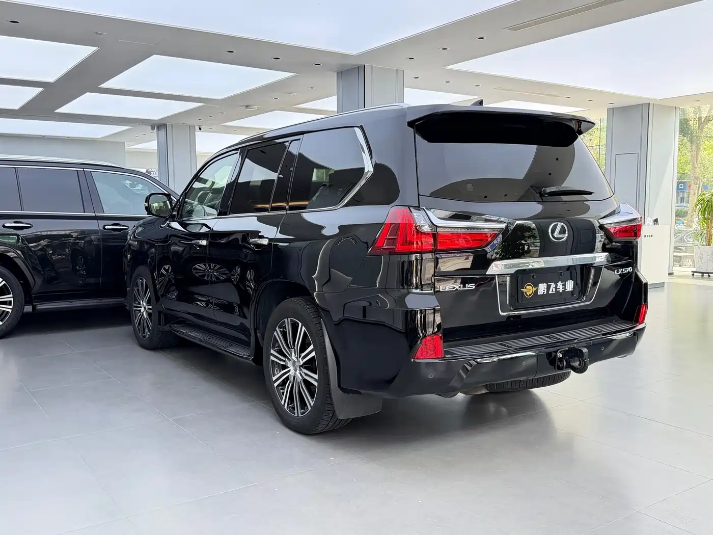 Lexus LX 2017 570 Prestige Luxury фото 20