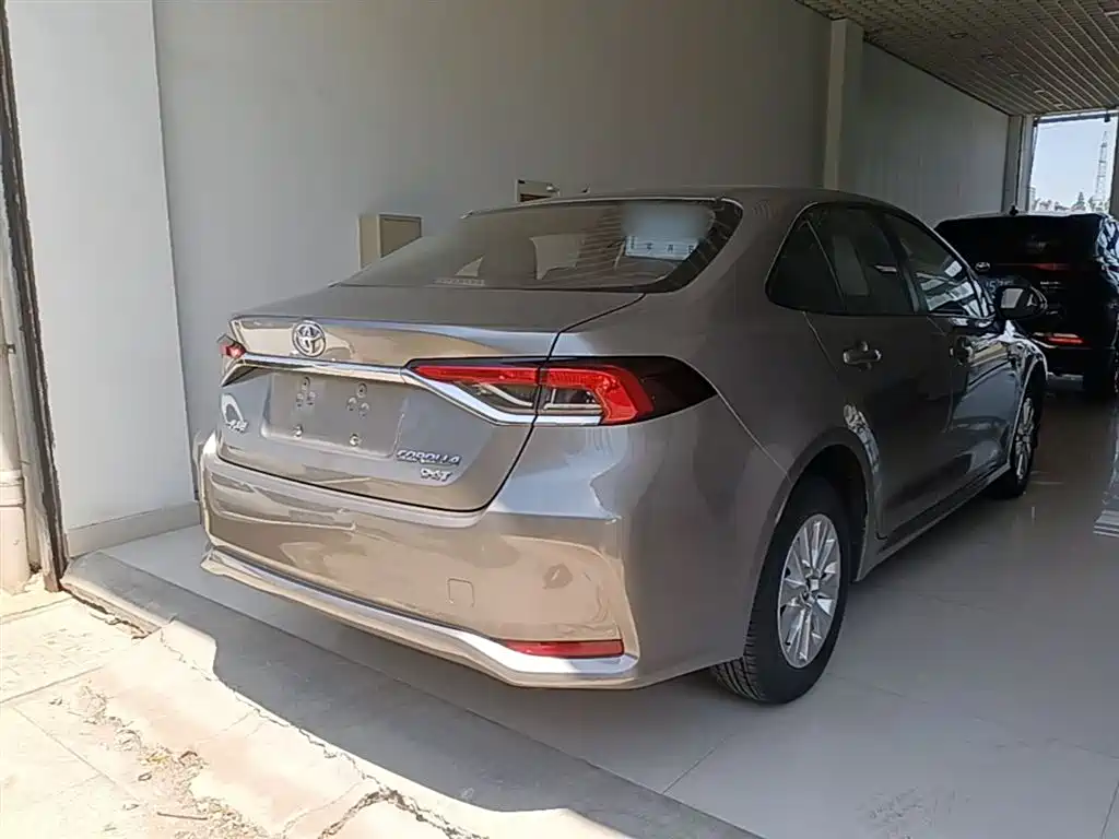 Toyota Corolla 2021 1.2T S-CVT Pioneer Edition фото 7