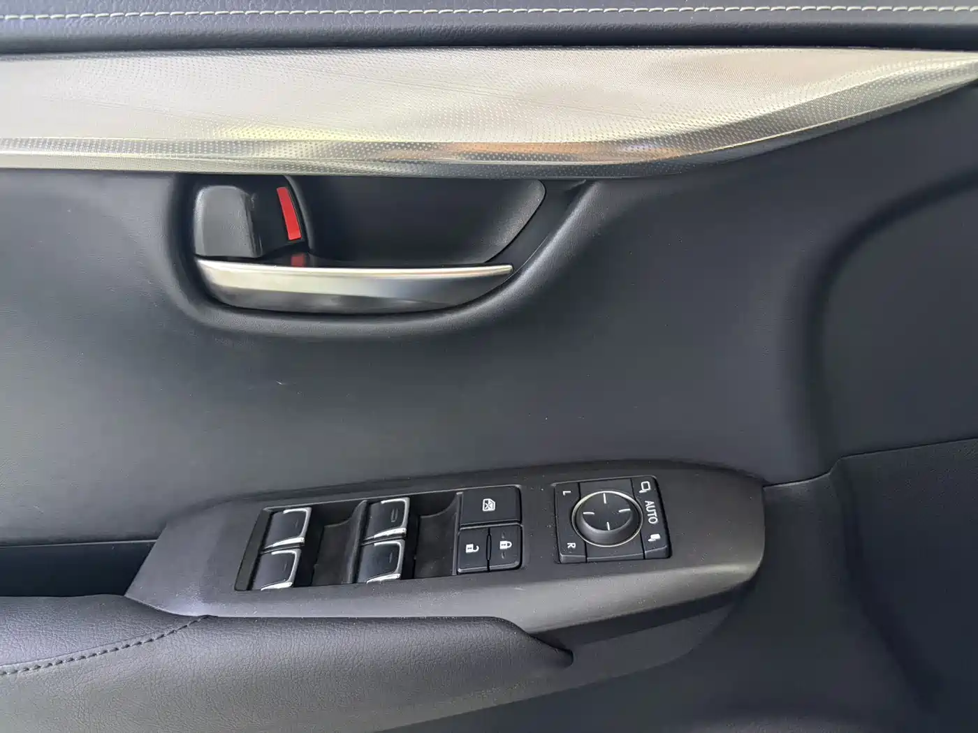 Lexus NX 2020 200 AWD F Sport China VI фото 15