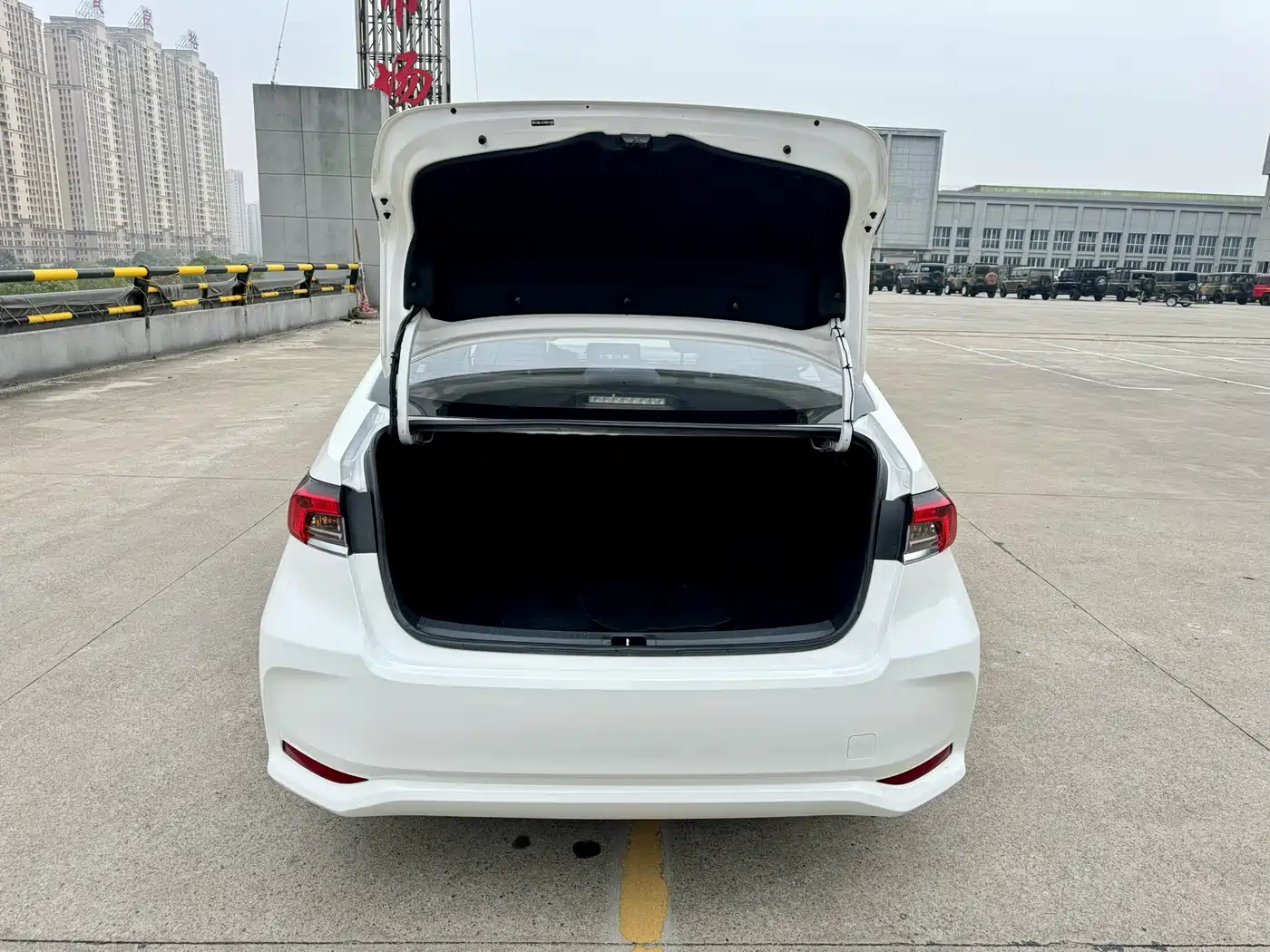 Toyota Corolla 2022 TNGA 1.5L CVT Pioneer Edition фото 10