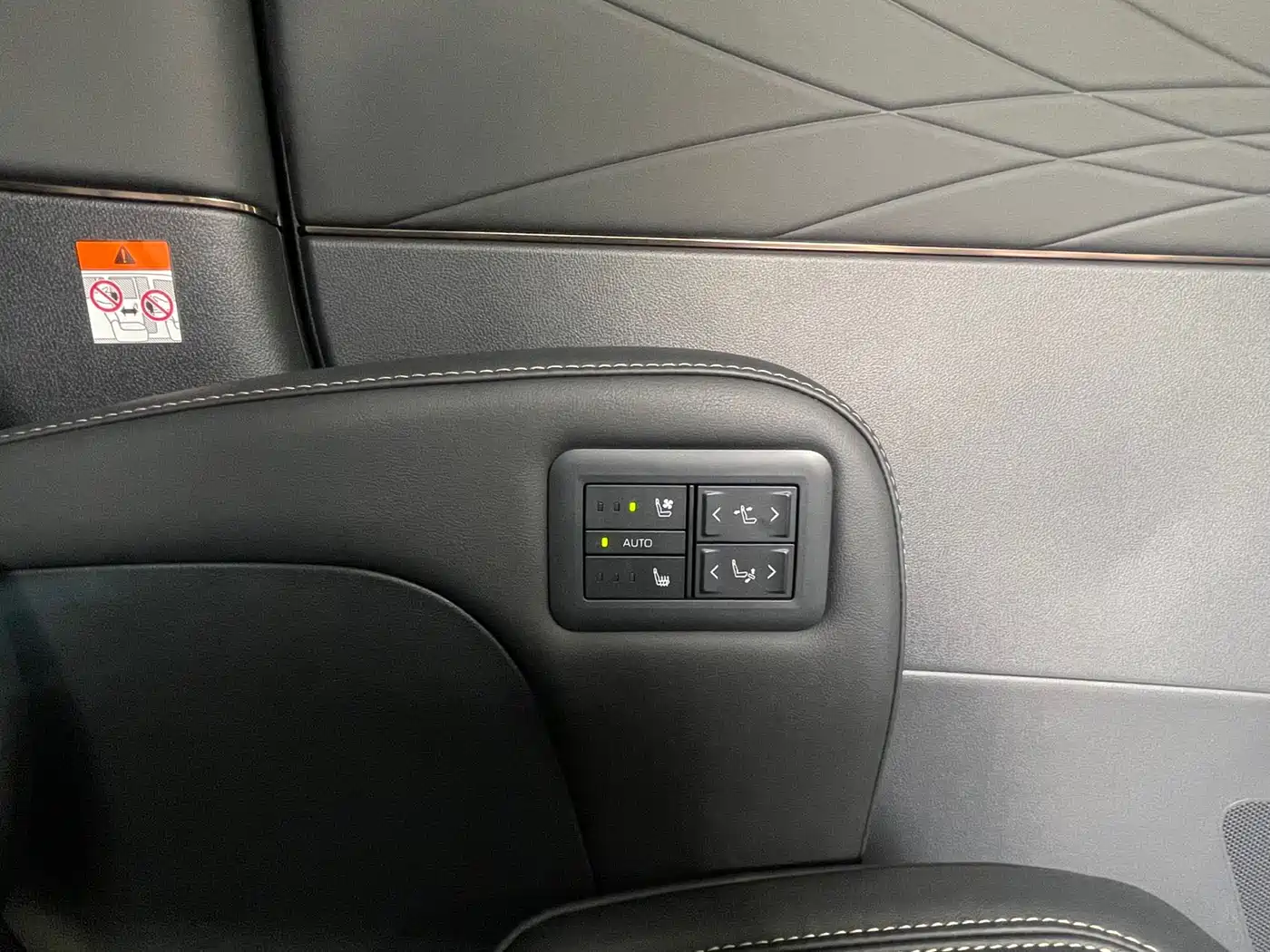 Toyota Alphard 2025 Hybrid 2.5L Prestige Gold Edition фото 10