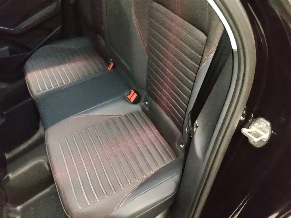 Volkswagen Lavida 2024 Model 300TSI DSG Starlight Full Comfort Edition фото 17