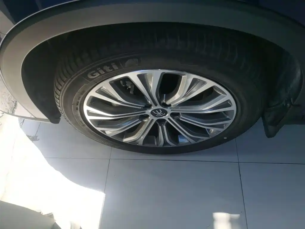 BYD Song Pro New Energy 2022 DM-i 110km Flagship Pro фото 22