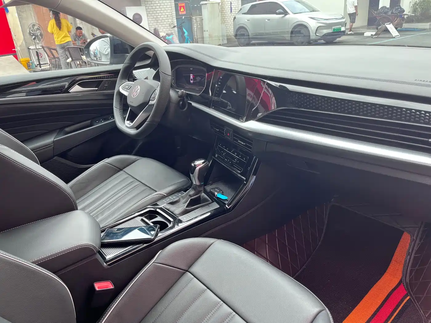 Volkswagen Passat 2022 330TSI Starlight Elite Edition фото 9