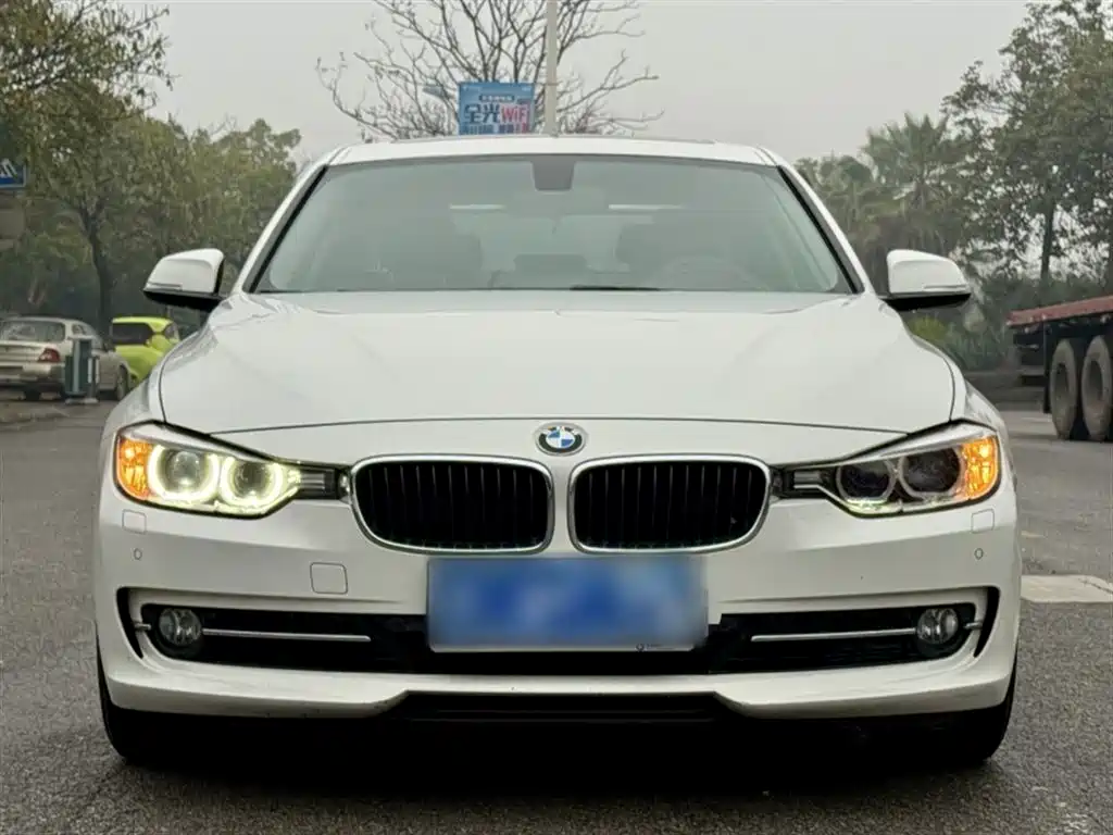 BMW 3 Series 2015 320Li Super Joy Fashion фото 9