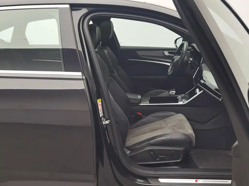 Photo 23 - Audi A6L