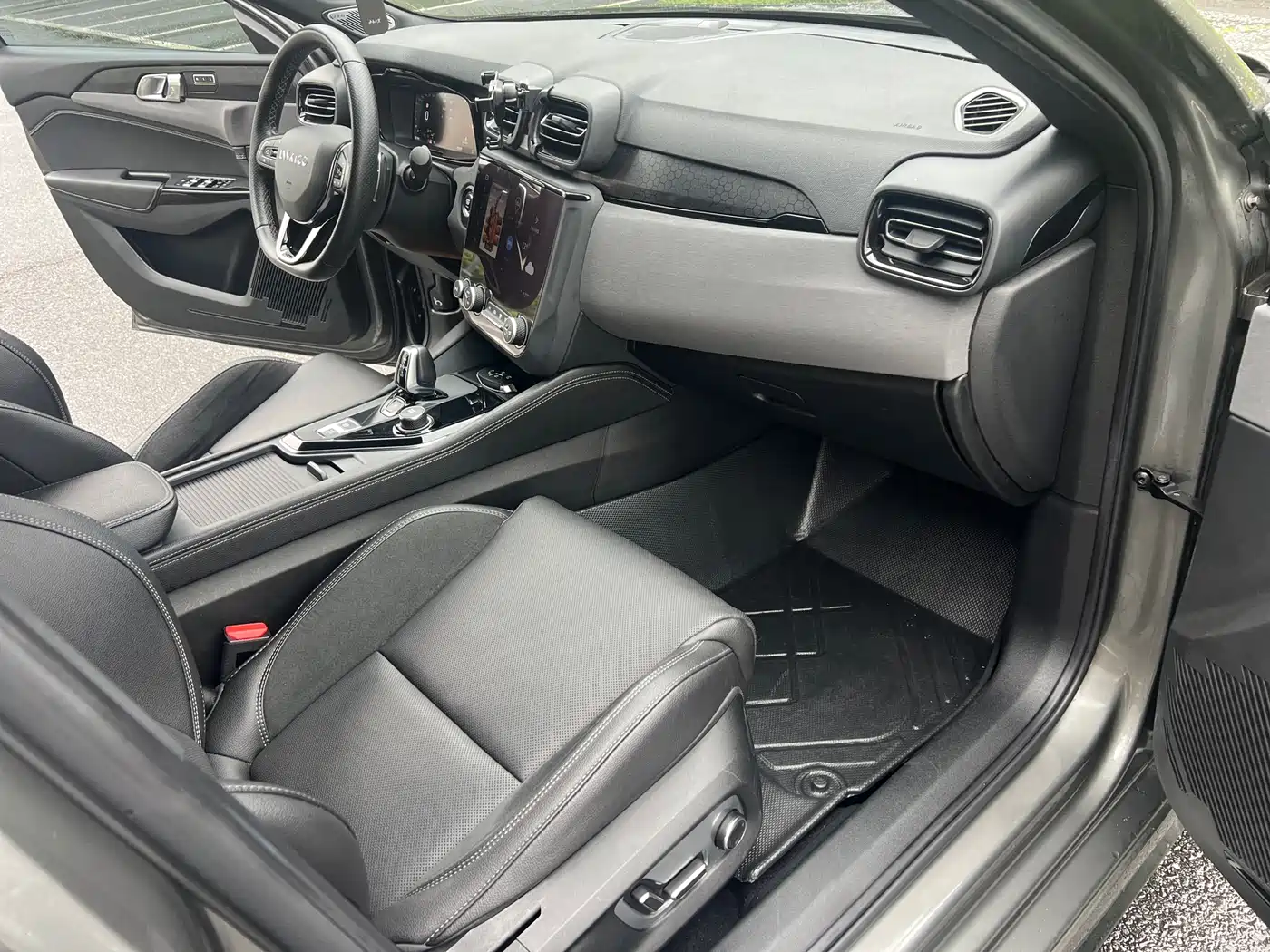 Lynk & Co 03 2021 2.0TD Auto Jin Champion Edition фото 11