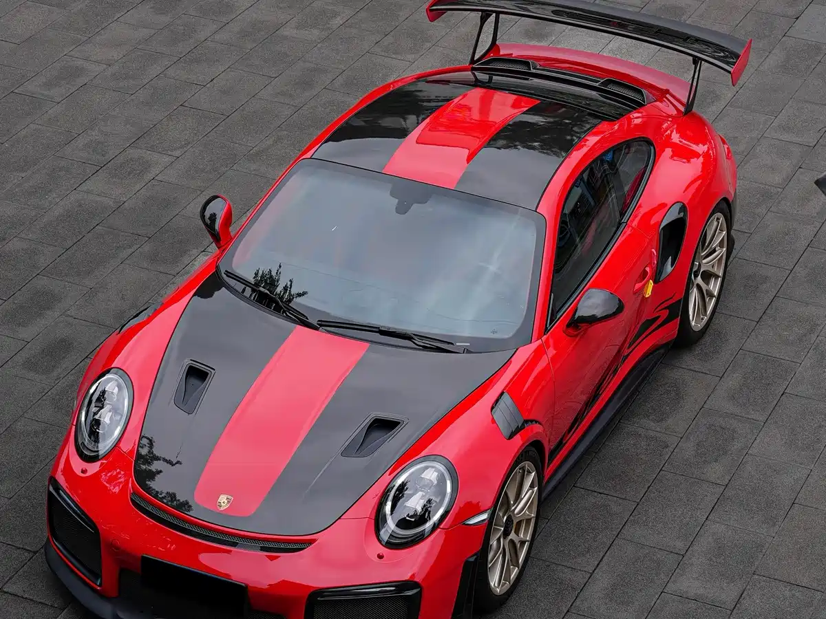Porsche 911 2018 GT2 RS 3.8T фото 2