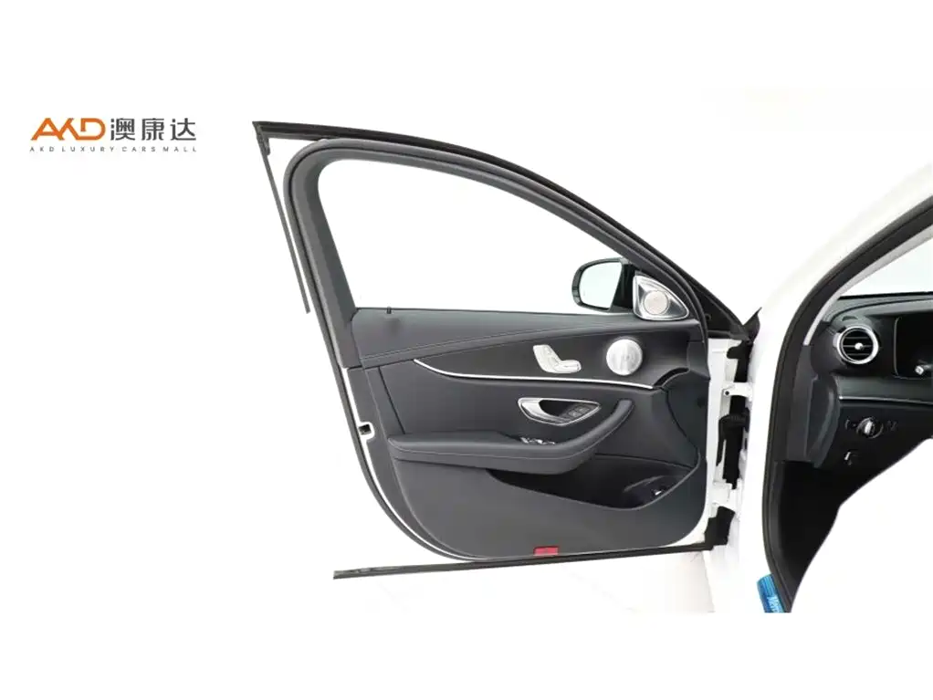 Mercedes-Benz E-Class (Import) 2023 E 260 Fashion Sport Edition фото 10