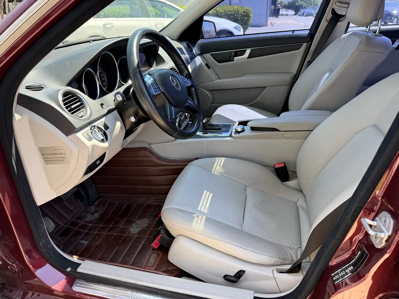 Mercedes-Benz C-Class 2013 Model C 180 CGI Classic фото 9
