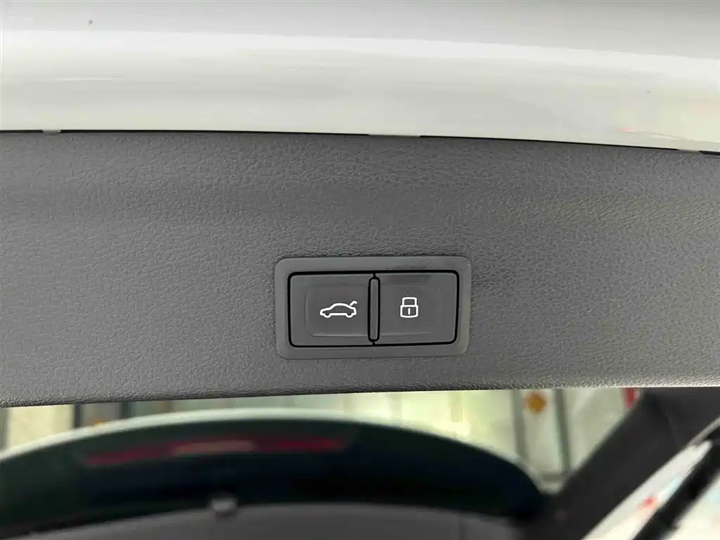 Audi Q3 2023 35 TFSI Fashion Elegance (1.4T) фото 17