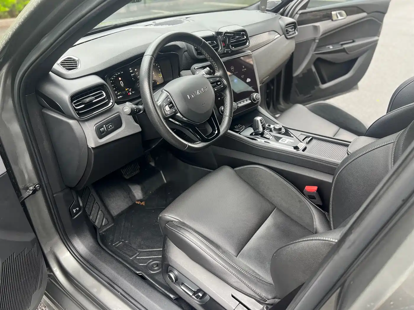 Lynk & Co 03 2021 2.0TD Auto Jin Champion Edition фото 8