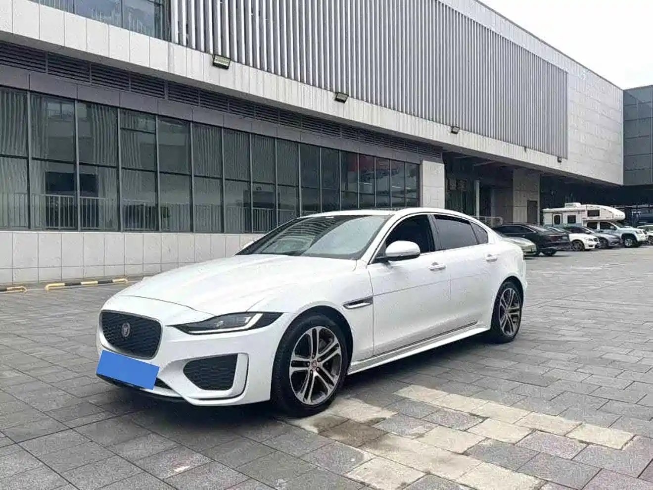 Jaguar XEL 2024 2024 Model 2.0T 250PS R-DYNAMIC S Progressive Sport Edition