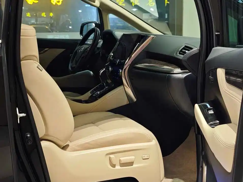 Toyota Alphard 2021 Hybrid 2.5L Premium фото 10