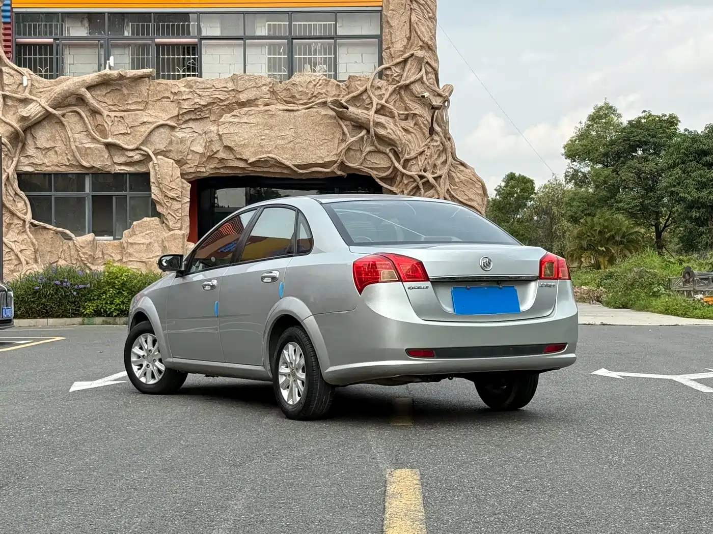 Buick Excelle 2011 1.6LX-AT фото 4
