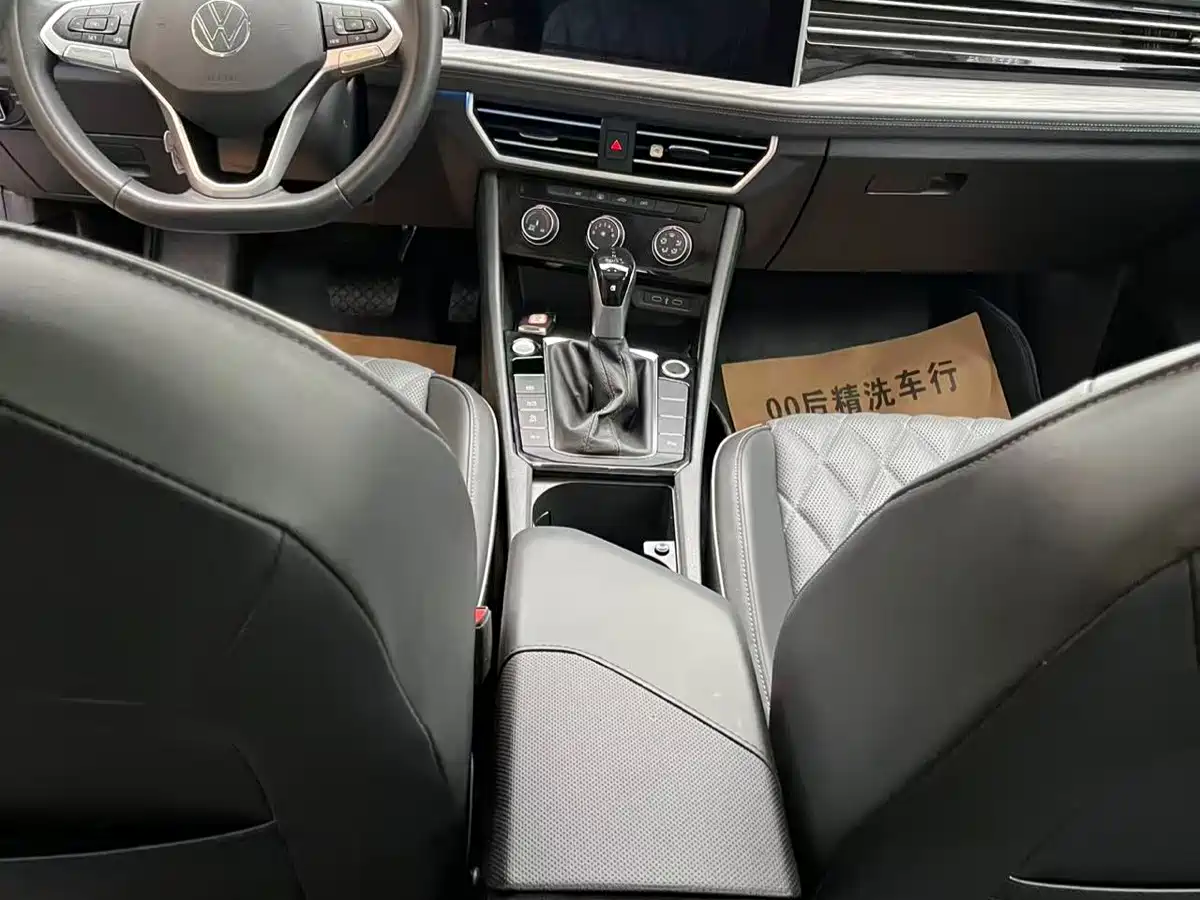 Volkswagen Sagitar 2023 300TSI DSG Surpassing Edition фото 9