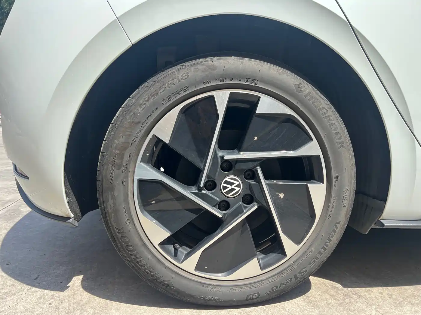 Volkswagen ID.3 2023 Pure Smart Edition фото 10