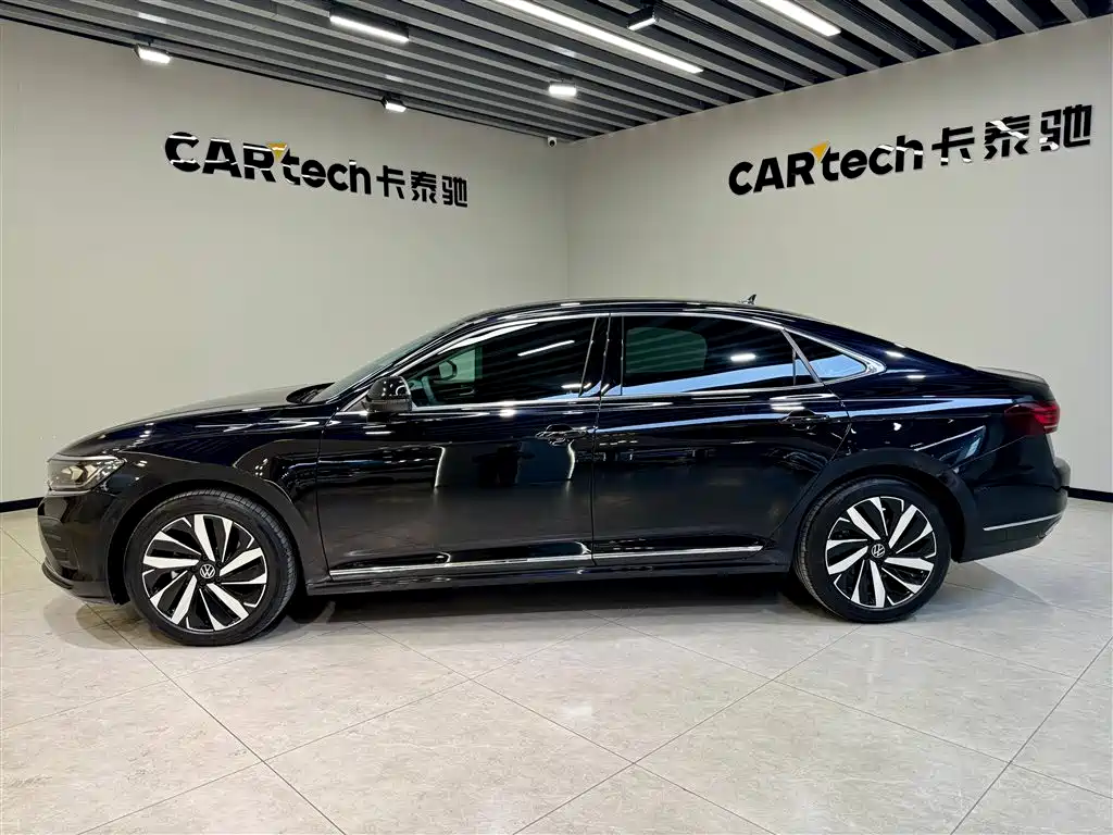 Volkswagen Passat 2024 380TSI Dragon Soaring Edition фото 7