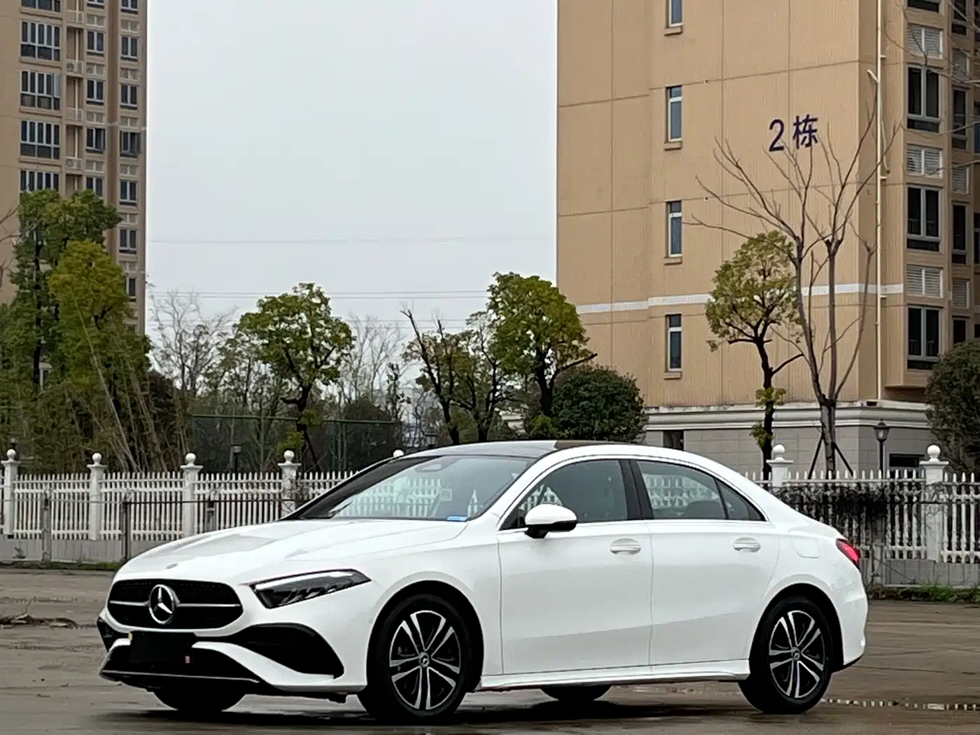 Mercedes-Benz A-Class 2024 A 200 L Fashion Edition