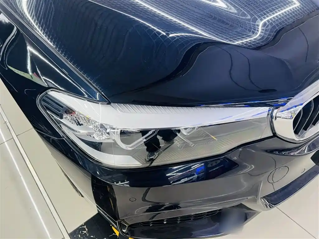 BMW 5 Series 2019 525Li M Sport Package фото 8