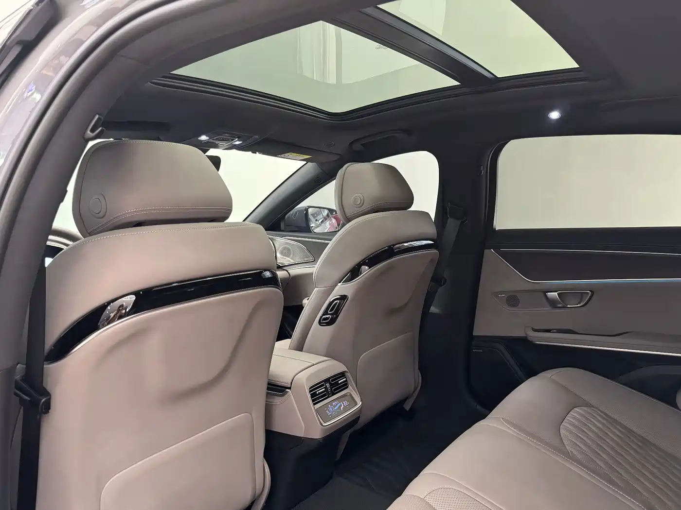 BYD Han 2025 DM-i 125KM LiDAR Smart Driving фото 6