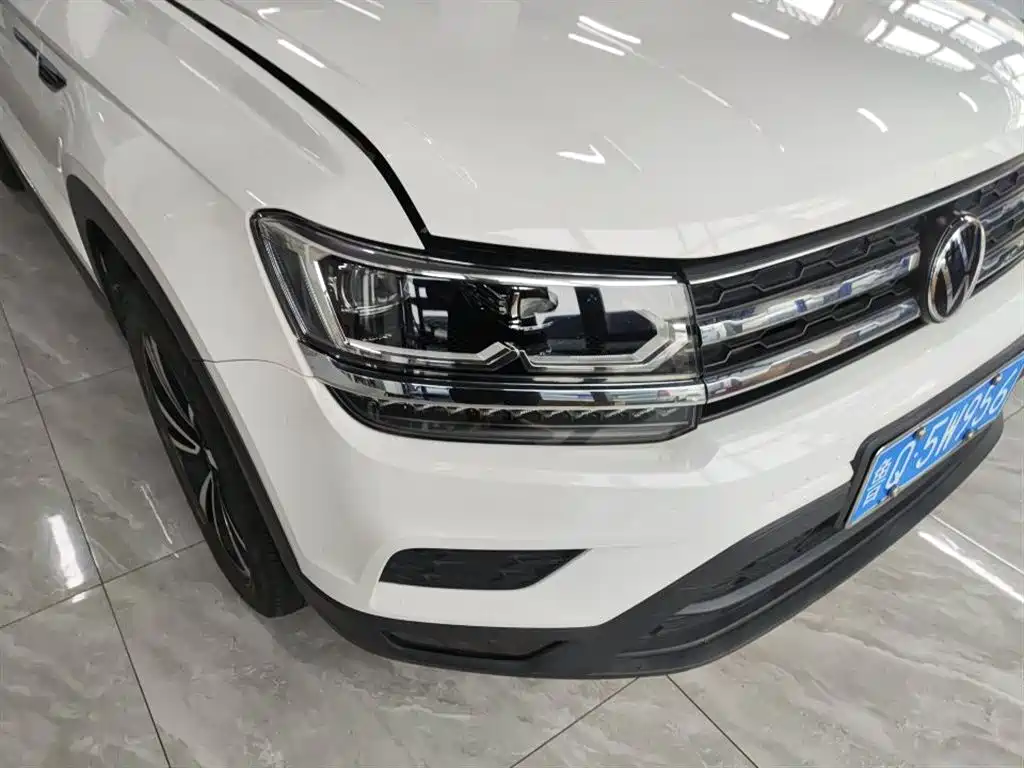 Volkswagen Tharu 2021 Model 280TSI 2WD Luxury Edition фото 12